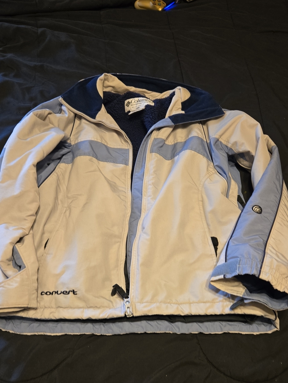 Columbia Light Gray and Light Blue Ski Jacket Womens Small